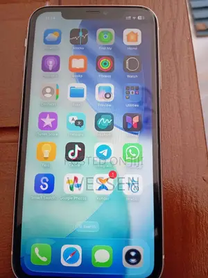 Apple iPhone 11 64 GB White