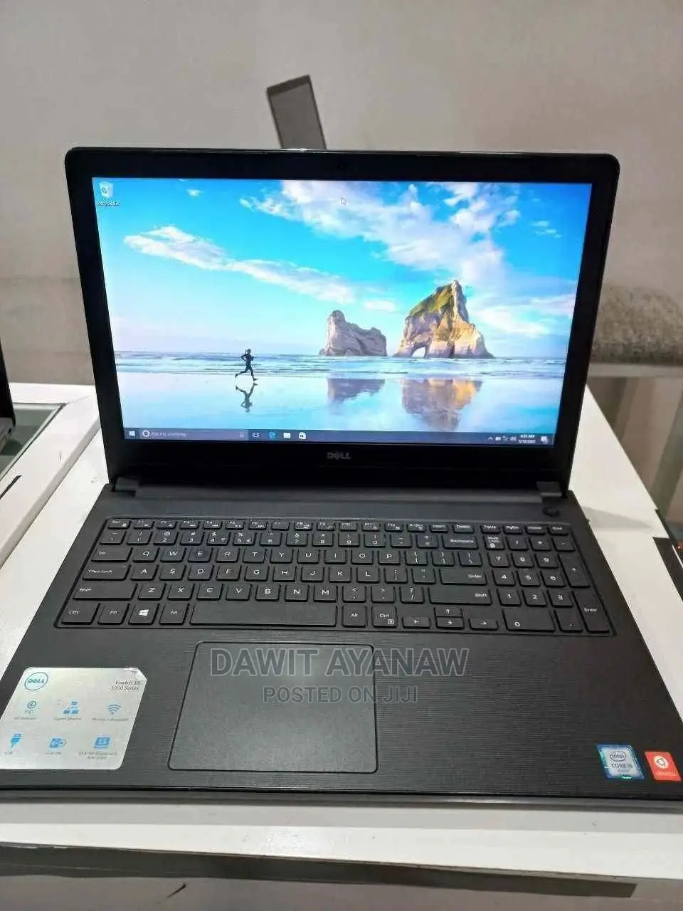 New Laptop Dell Latitude 5310 8GB Intel Core I7 HDD 1T