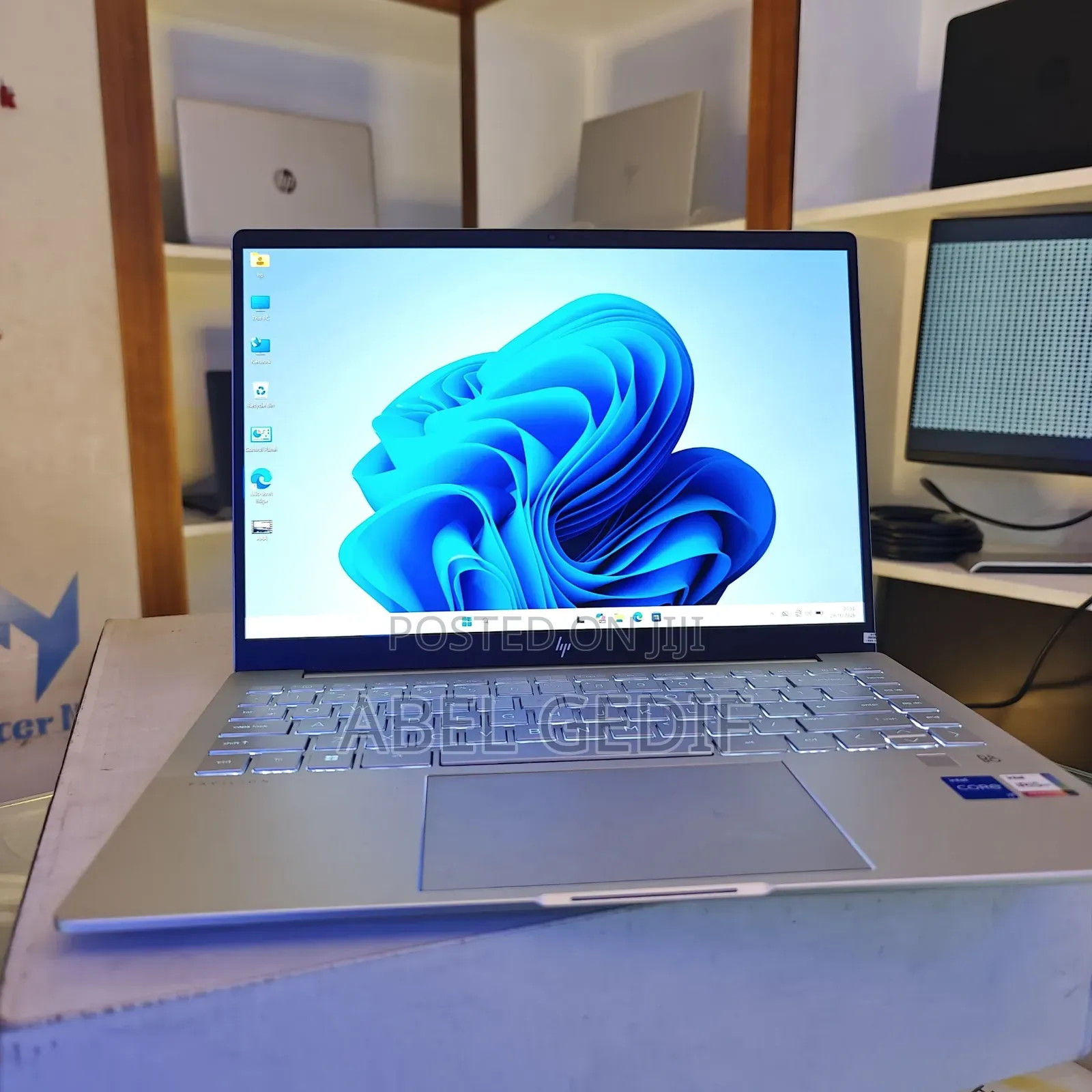 New Laptop HP Pavilion 14 16GB Intel Core i7 SSD 1T