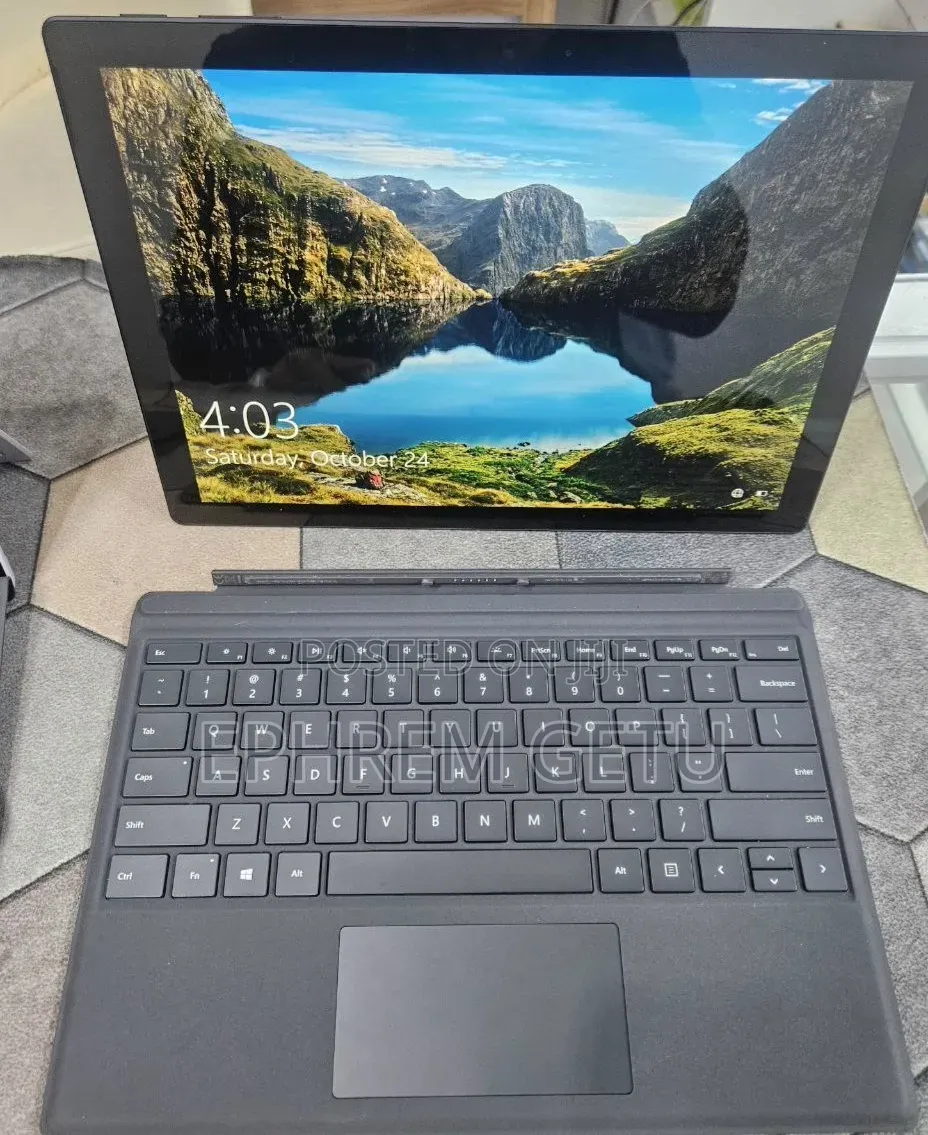 New Laptop Microsoft Surface Pro 6 16GB Intel Core i7 SSD 512GB