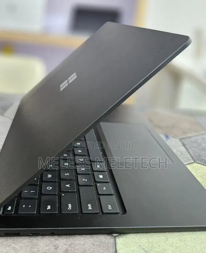 New Laptop Microsoft Surface Laptop 4 16GB Intel Core i7 SSD 512GB