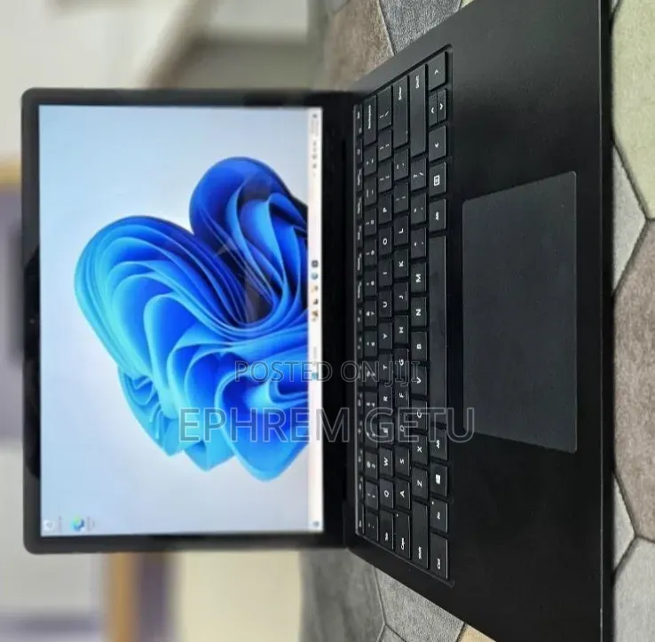 New Laptop Microsoft Surface Laptop 4 16GB Intel Core i7 SSD 512GB