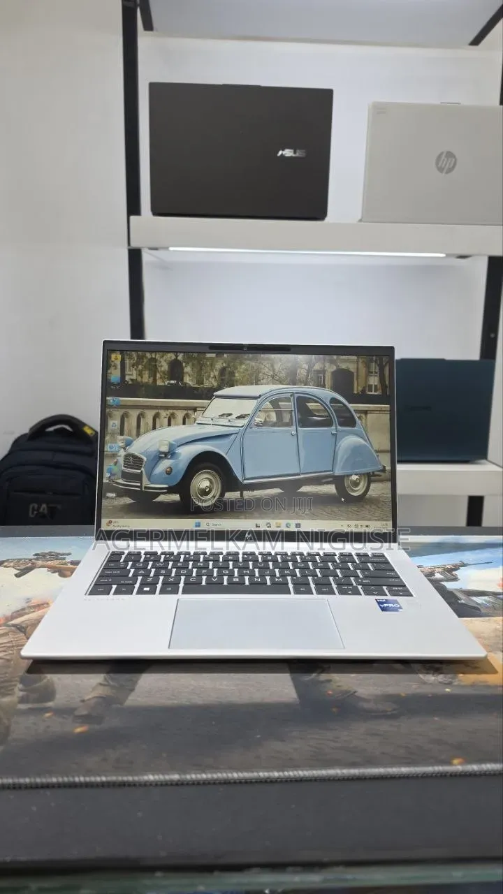 New Laptop HP EliteBook 840 G9 16GB Intel Core i7 SSD 512GB