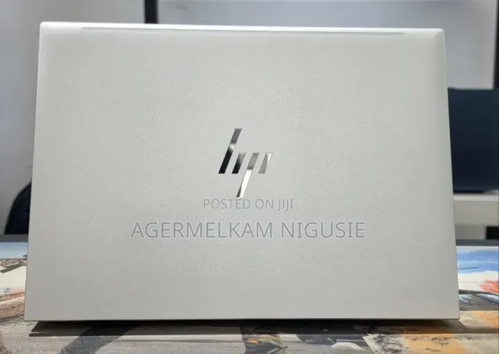 New Laptop HP EliteBook 840 G9 16GB Intel Core i7 SSD 512GB