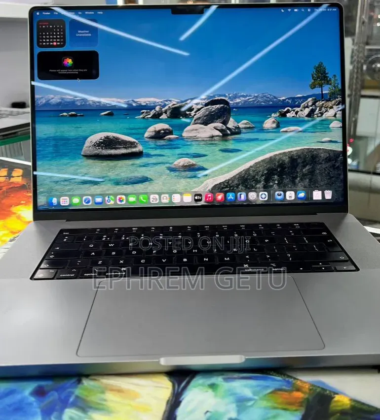 New Laptop Apple MacBook Pro 2021 M1 16GB Apple M1 Pro SSD 1T