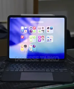 New Apple iPad Pro 13 (2025) 256 GB