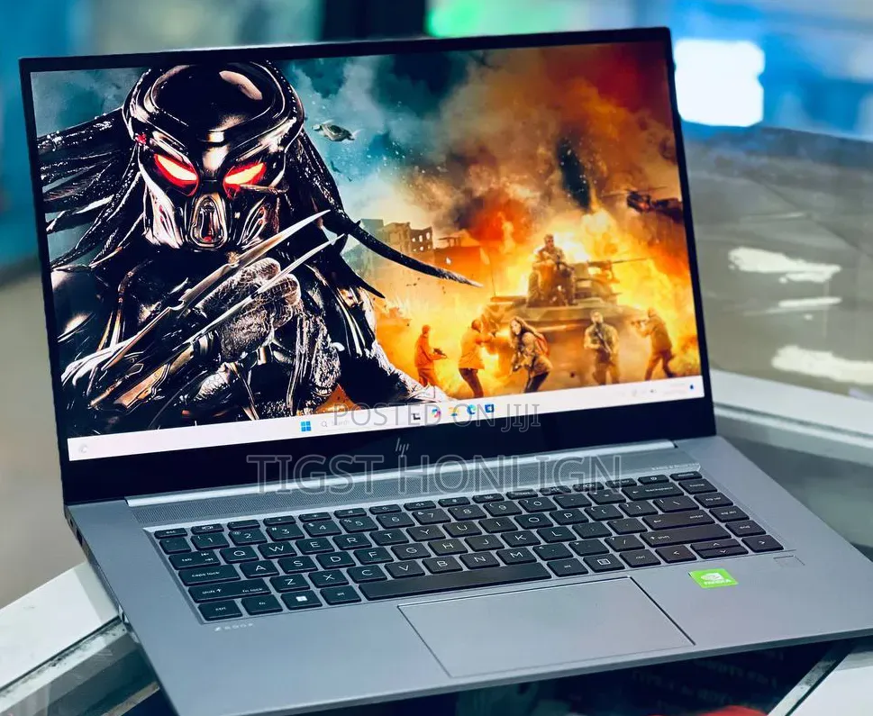 New Laptop HP ZBook Studio G8 32GB Intel Core i9 SSD 1T