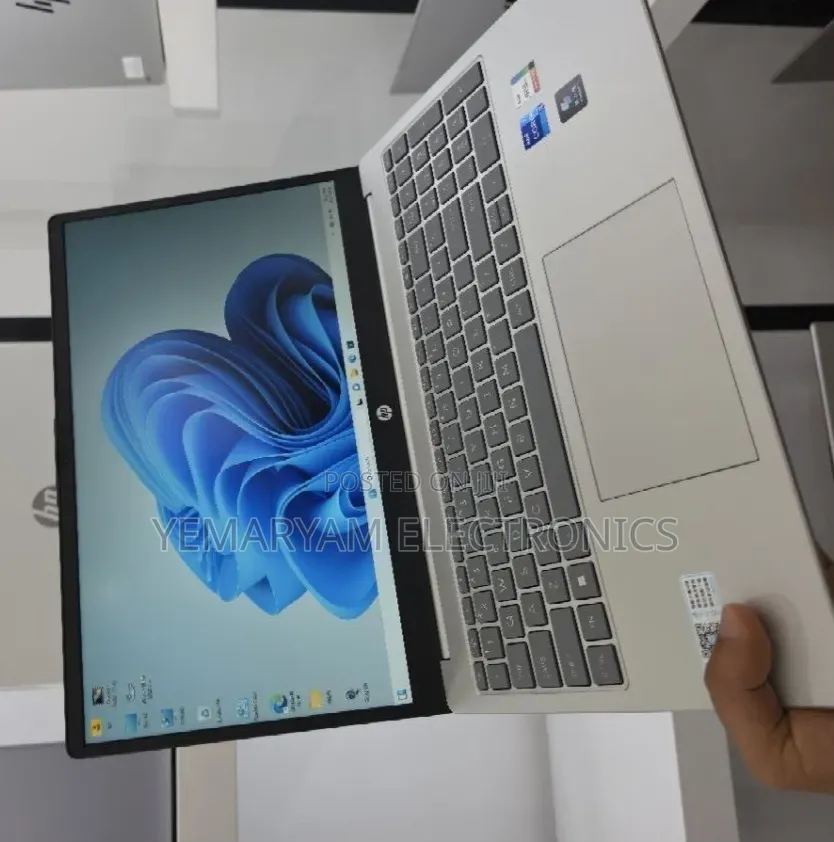 New Laptop HP Stream Notebook 16GB Intel Core i7 SSD 512GB