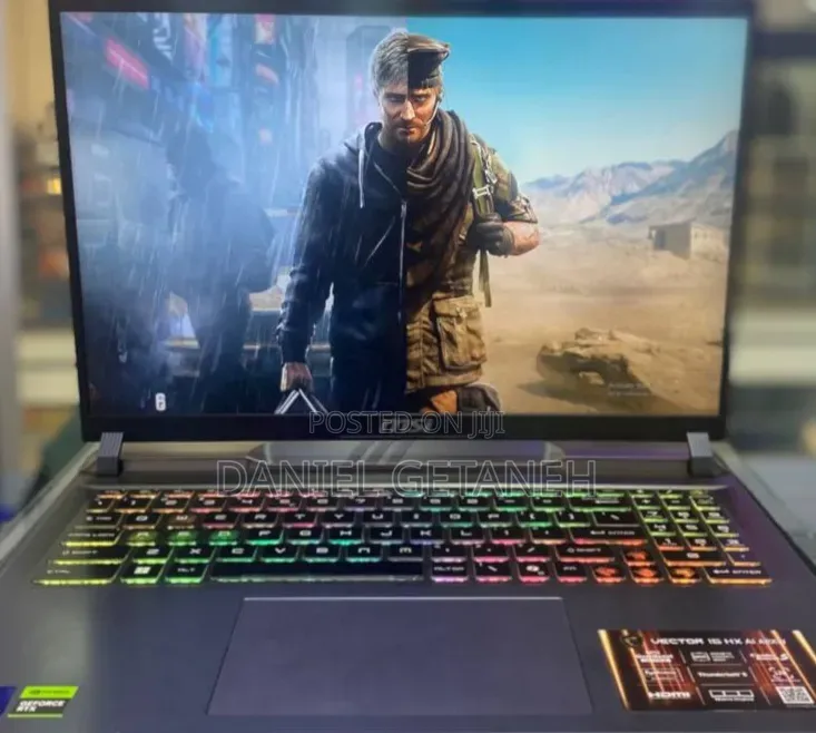 New Laptop MSI Vector 16 HX AI A2XWIG 32GB Intel Core Ultra 9 SSD 1T