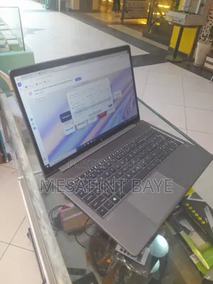 New Laptop HP ZBook Studio 16GB Intel Core i7 SSD 512GB