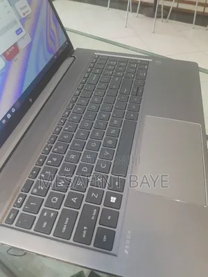 New Laptop HP ZBook Studio 16GB Intel Core i7 SSD 512GB