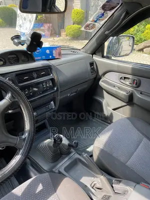 Mitsubishi L200 Club Cab 2.0 4WD 2001 Blue