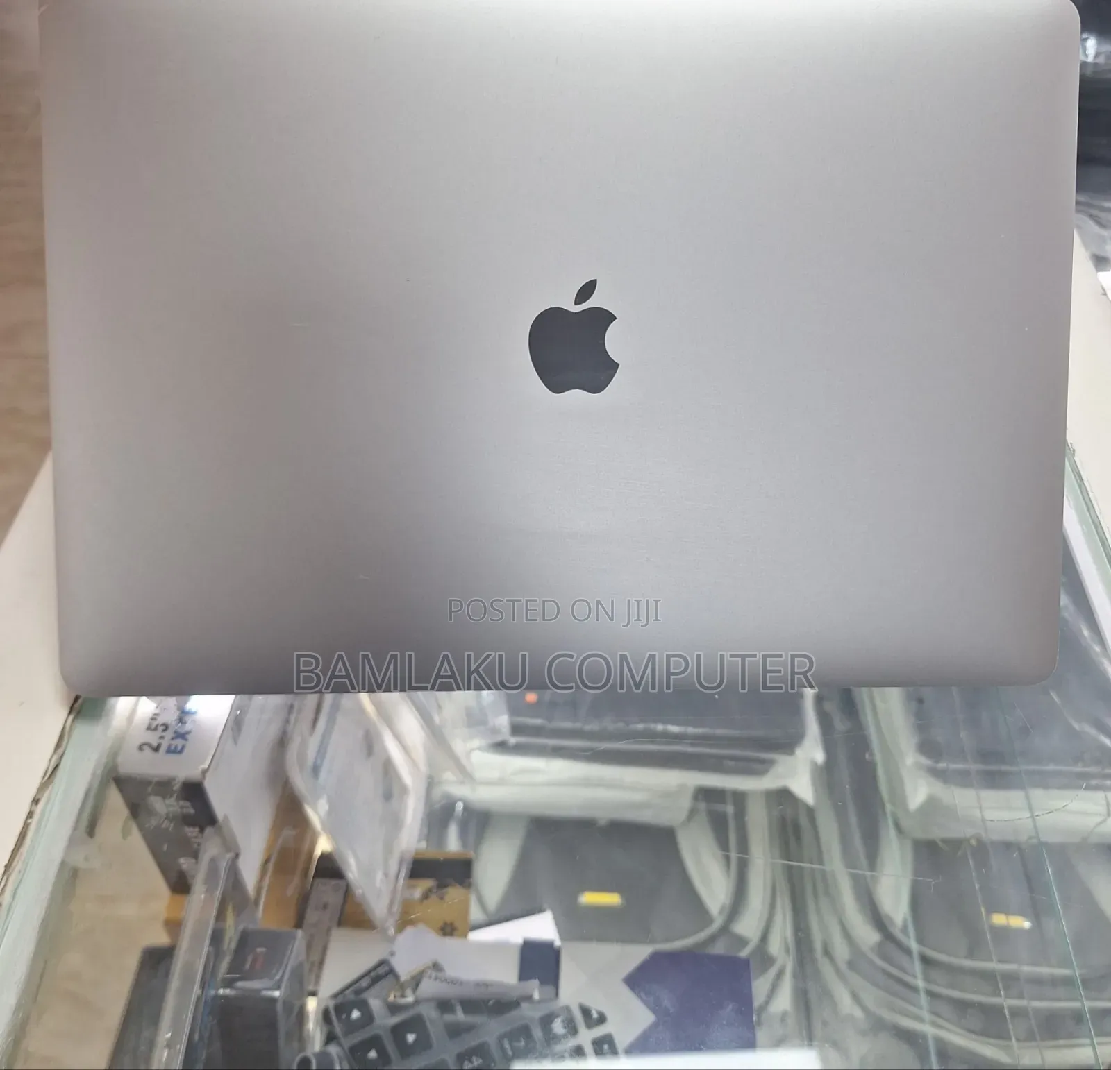 New Laptop Apple MacBook Pro 2016 16GB Intel Core i7 SSD 512GB