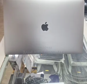 New Laptop Apple MacBook Pro 2016 16GB Intel Core i7 SSD 512GB