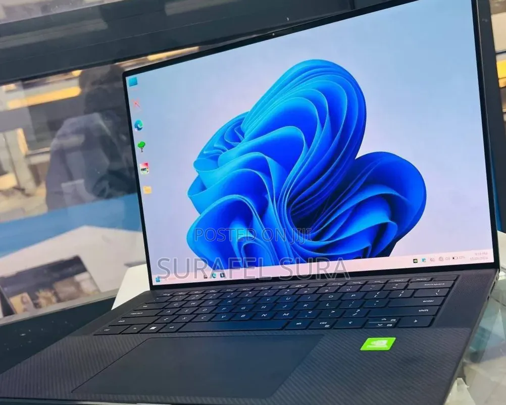 New Laptop Dell Precision 5570 16GB Intel Core i7 SSD 512GB