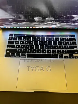 Laptop Apple MacBook Pro 2019 16GB Intel Core i7 HDD 500GB