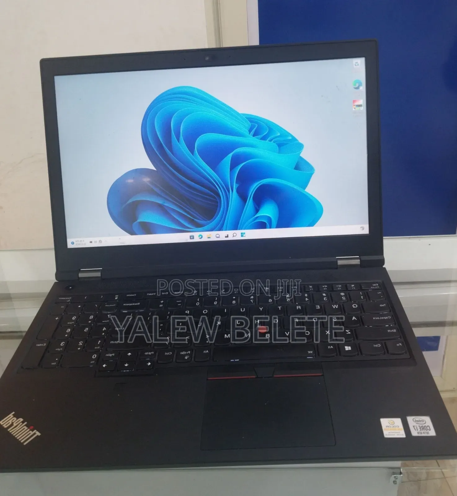 New Laptop Lenovo ThinkPad P15s 16GB Intel Core i7 SSD 512GB
