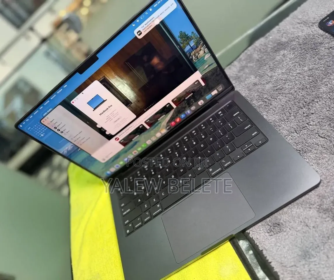 New Laptop Apple MacBook Pro 2024 M4 16GB Apple M4 SSD 512GB