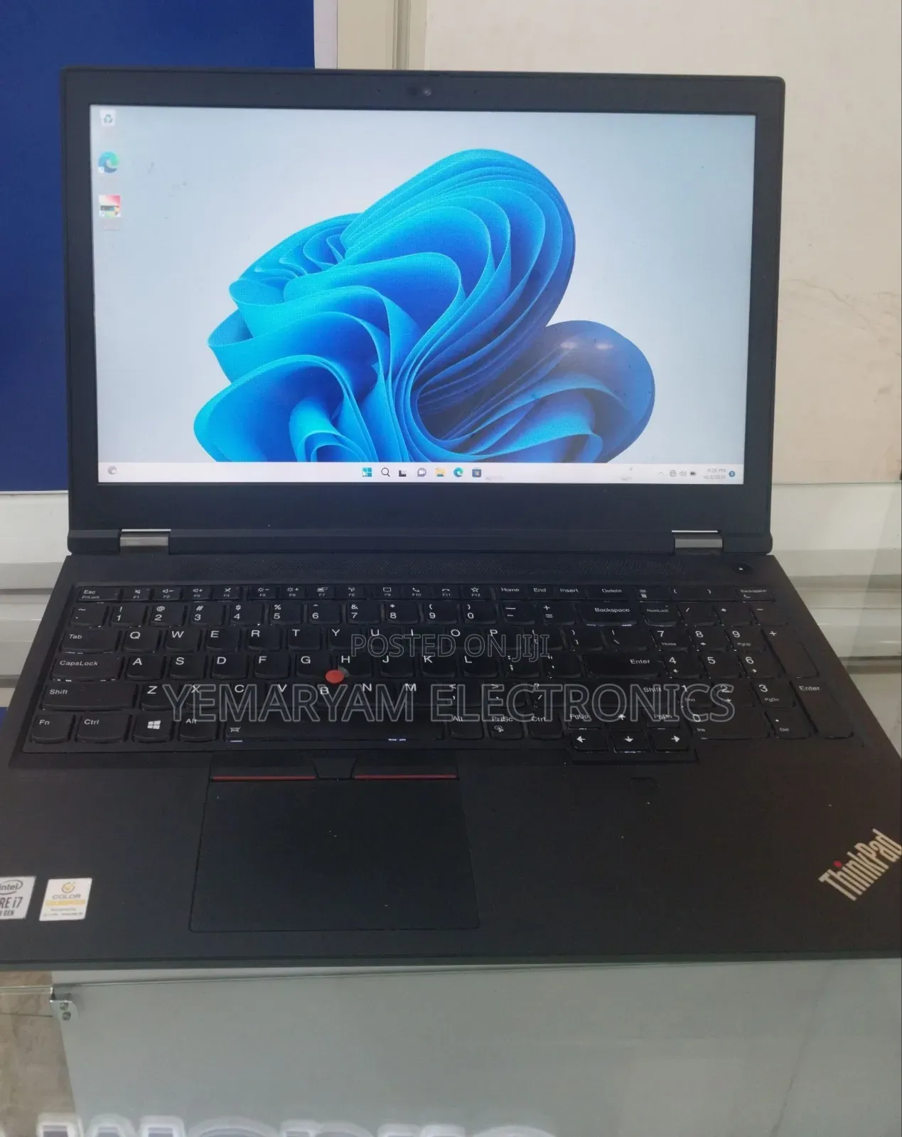 New Laptop Lenovo ThinkPad P15s 16GB Intel Core i7 SSD 512GB