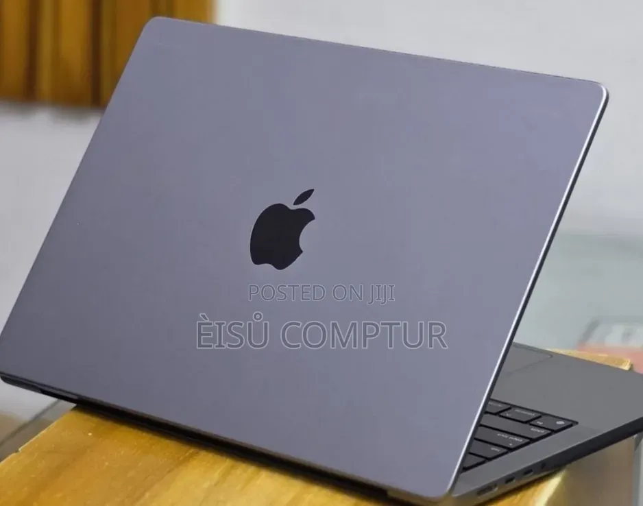 New Laptop Apple MacBook Pro 2021 M1 32GB Apple M1 Pro SSD 512GB