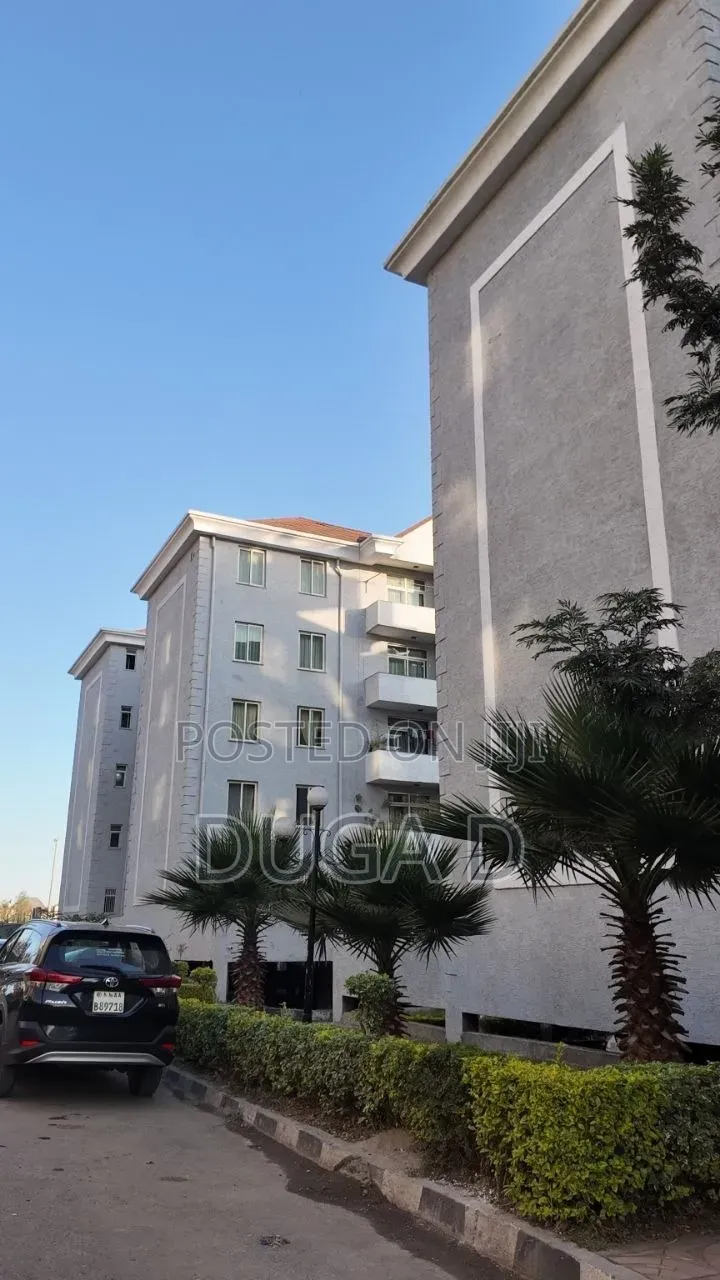 3bdrm Apartment in Eniy Realestate, Bole for sale