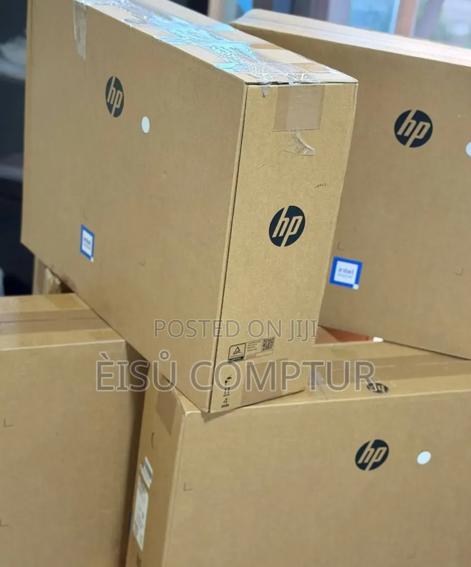 New HP 200 G4 22 All-in-One 16GB Intel Core Ultra 7 SSD 512GB