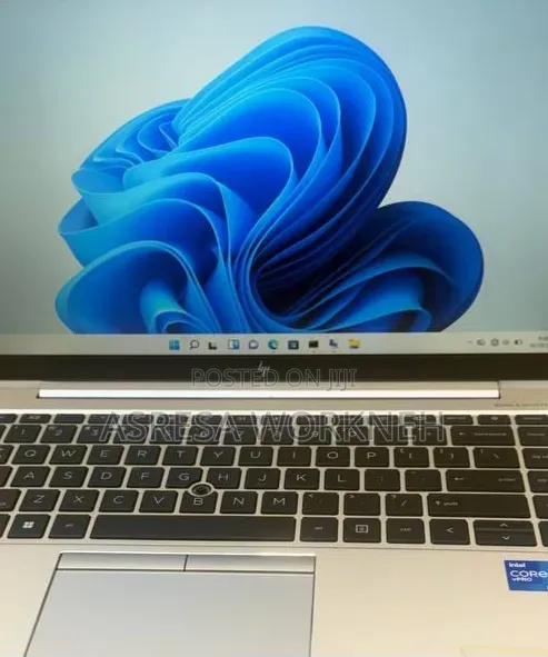 New Laptop HP EliteBook 840 16GB Intel Core i5 SSD 512GB