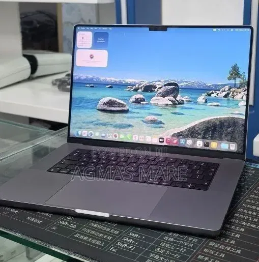 New Laptop Apple MacBook Pro 2021 M1 16GB Apple M1 Pro SSD 512GB