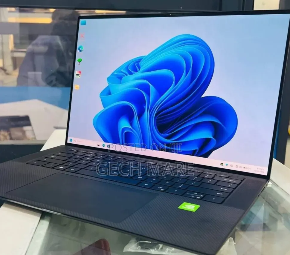 New Laptop Dell Precision 5540 16GB Intel Core i7 SSD 512GB