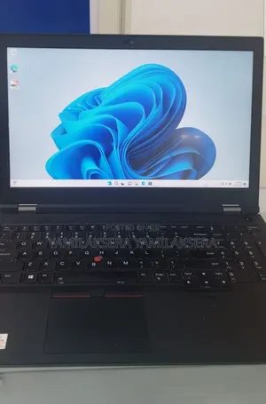 New Laptop Lenovo ThinkPad P15s 16GB Intel Core i7 SSD 512GB