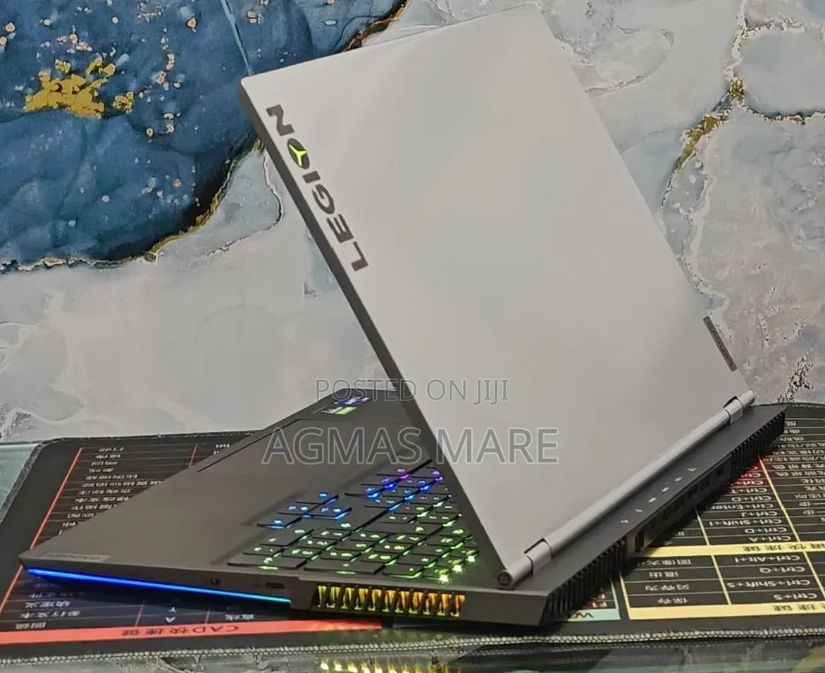 New Laptop Lenovo Legion 7 32GB Intel Core i7 SSD 1T