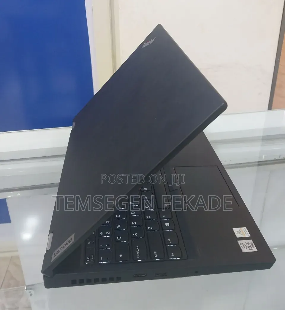 New Laptop Lenovo ThinkPad P15s 16GB Intel Core i7 SSD 512GB