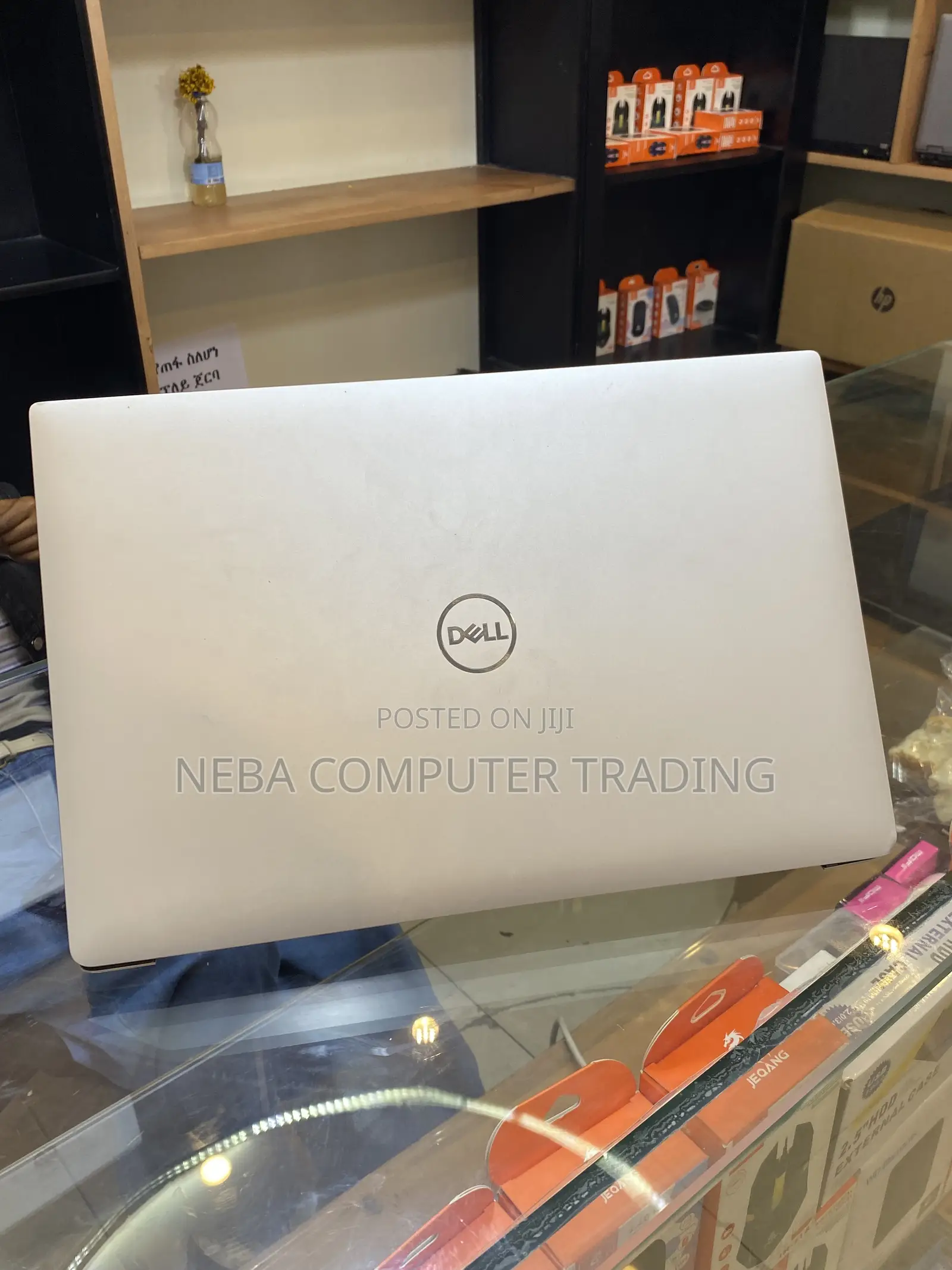 New Laptop Dell XPS 15 16GB Intel Core i9 SSD 512GB