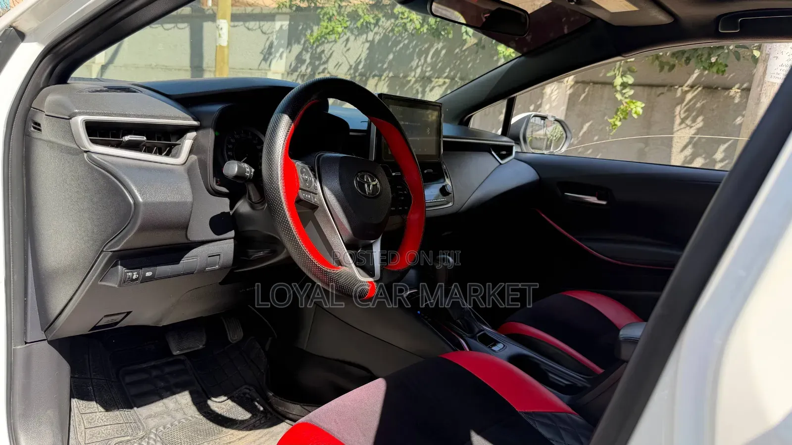 Toyota Corolla 2022 White
