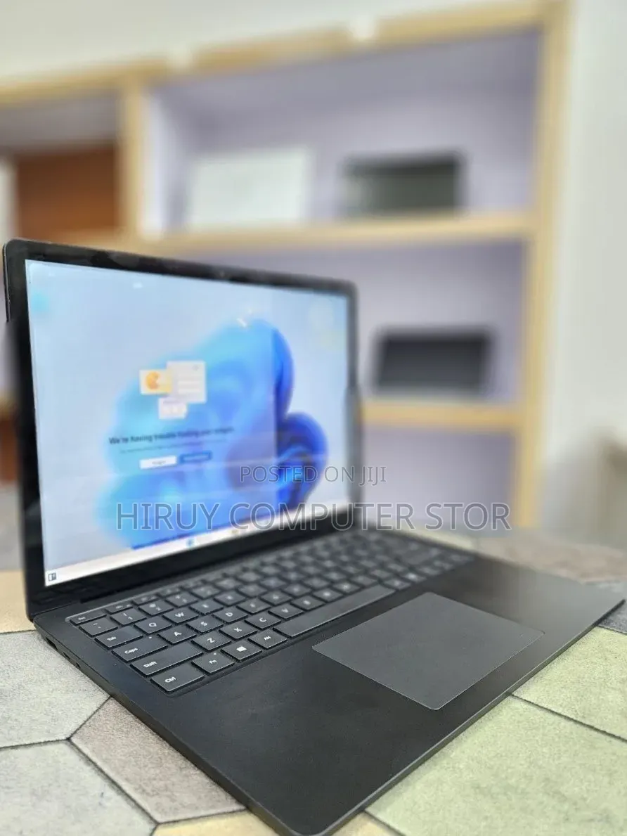 New Laptop Microsoft Surface Laptop 4 16GB Intel Core i7 SSD 512GB