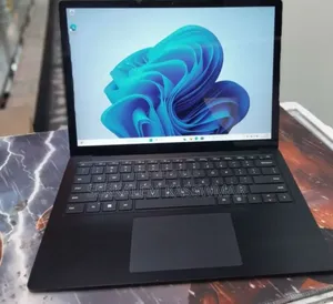 New Laptop Microsoft Surface Laptop 5 16GB Intel Core i7 SSD 256GB