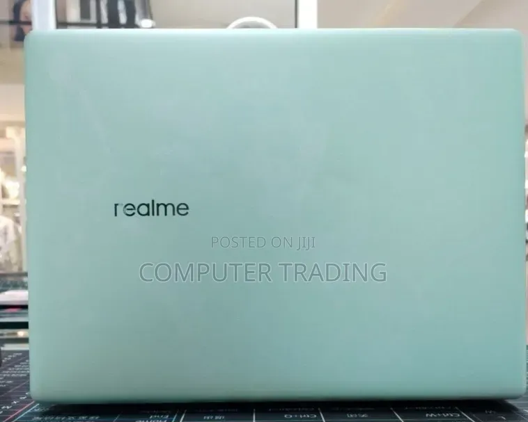 New Laptop Alienware Area-51m 16GB Intel Core i5 SSD 512GB