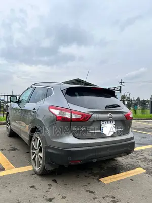 Nissan Qashqai 2017 Gray
