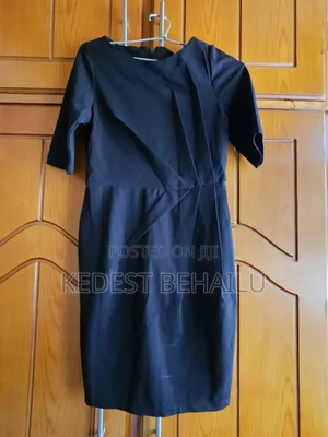 Classic Black Pleated Bodycon Sheath Dress (Office & Formal Wear)