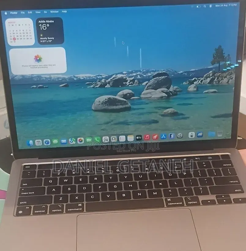 New Laptop Apple MacBook Pro 2020 M1 8GB Intel Core i7 SSD 256GB