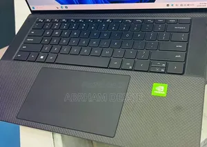 New Laptop Dell 16GB Intel Core i7 SSD 512GB