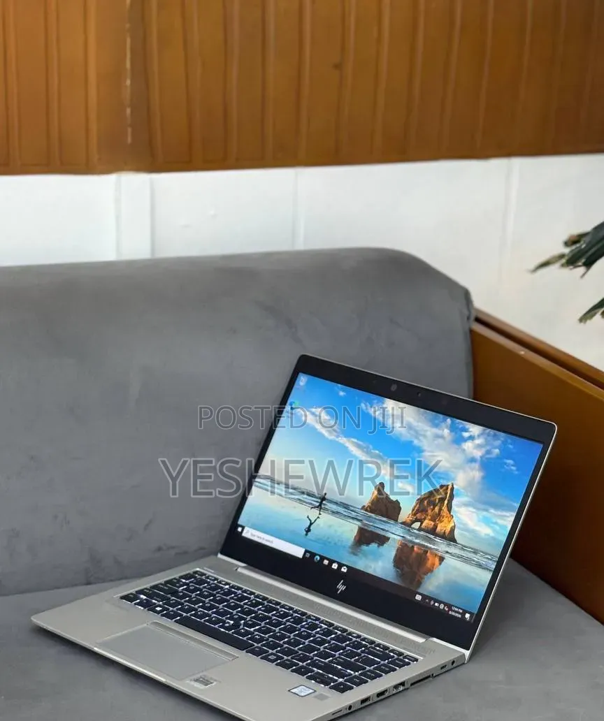 New Laptop HP Pavilion 15 8GB Intel Core i5 SSD 512GB