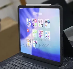 New Apple iPad Pro 13 (2025) 256 GB