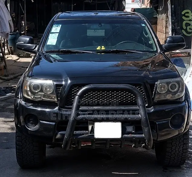 Toyota Tacoma 2011 Black