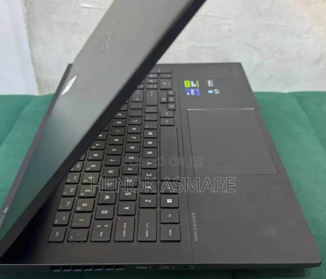 New Laptop HP Omen 16 16GB Intel Core i9 SSD 1T