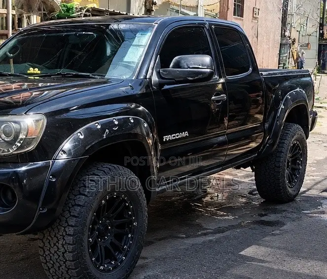 Toyota Tacoma 2011 Black