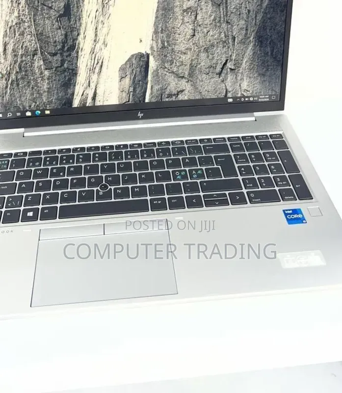 New Laptop HP EliteBook 850 G8 16GB Intel Core i5 SSD 512GB