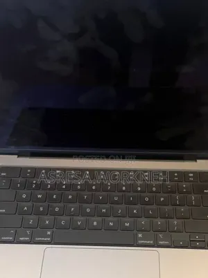 New Laptop Apple MacBook Pro 2023 M3 8GB Apple M3 SSD 512GB