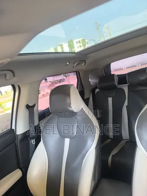 BYD Yuan Up 2025 Off white