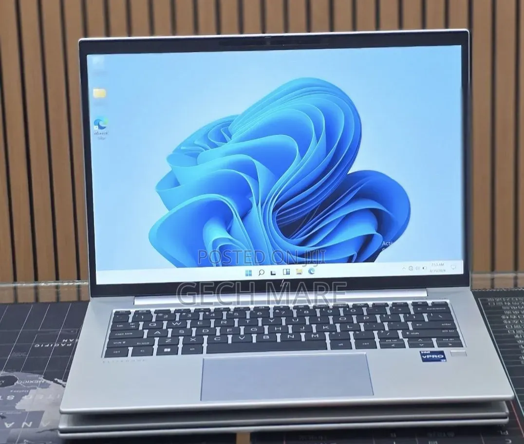 New Laptop HP EliteBook 840 G10 16GB Intel Core i7 SSD 512GB